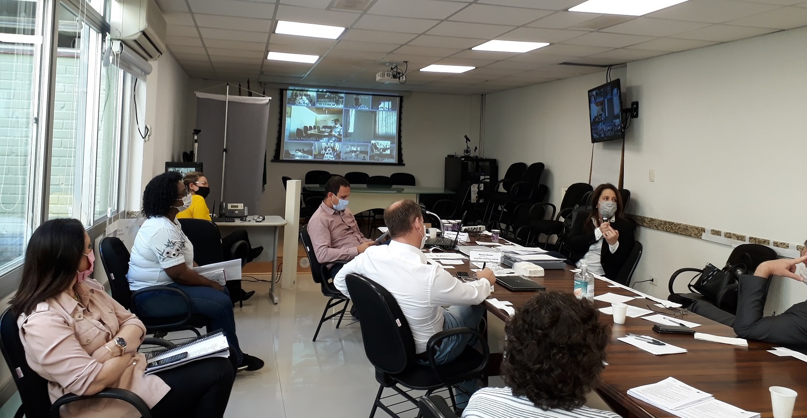 Conselho Estadual de Saúde aprova Moção de Aplauso a profissionais que atuam no combate ao Covid-19