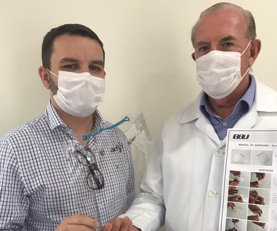 Hospital recebe protetores faciais doados pela AMP