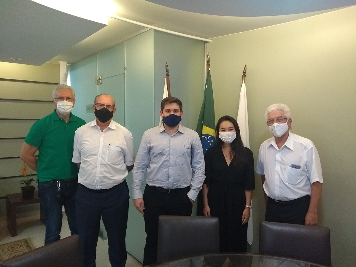 AMP recebe diretores da Associação dos Estudantes de Medicina do Paraná