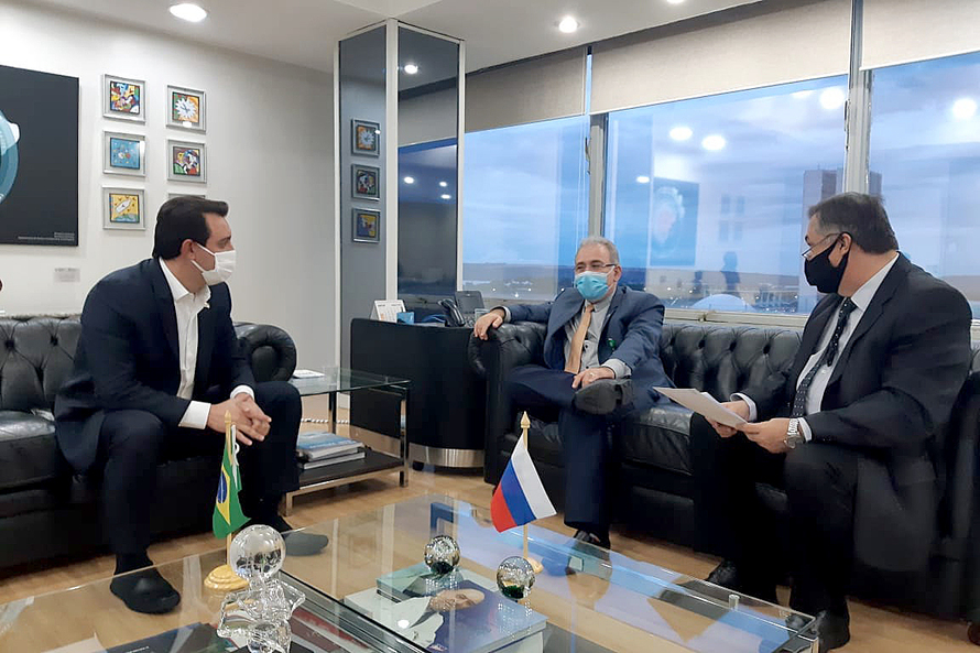 Governador se reúne com ministro da Saúde e pede mais vacinas e reedição de lei emergencial