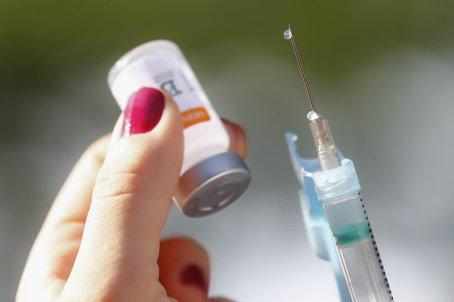 Paraná receberá mais 242.050 doses de vacinas contra a Covid-19