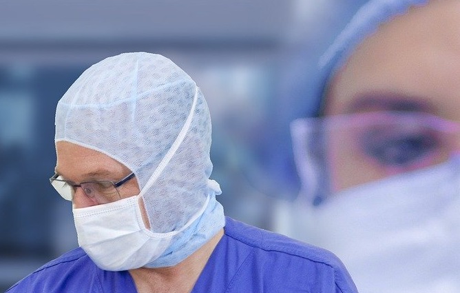 11 de abril, Dia do Infectologista