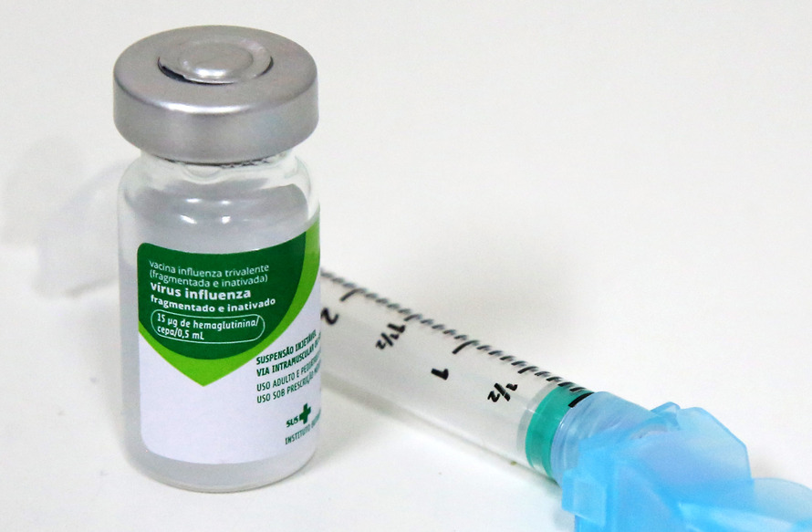 Primeira etapa de campanha imunizou contra gripe apenas 38%