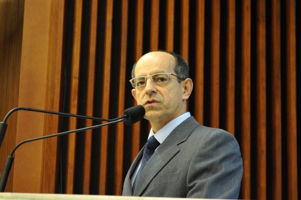 Dr. Baracho na Assembleia