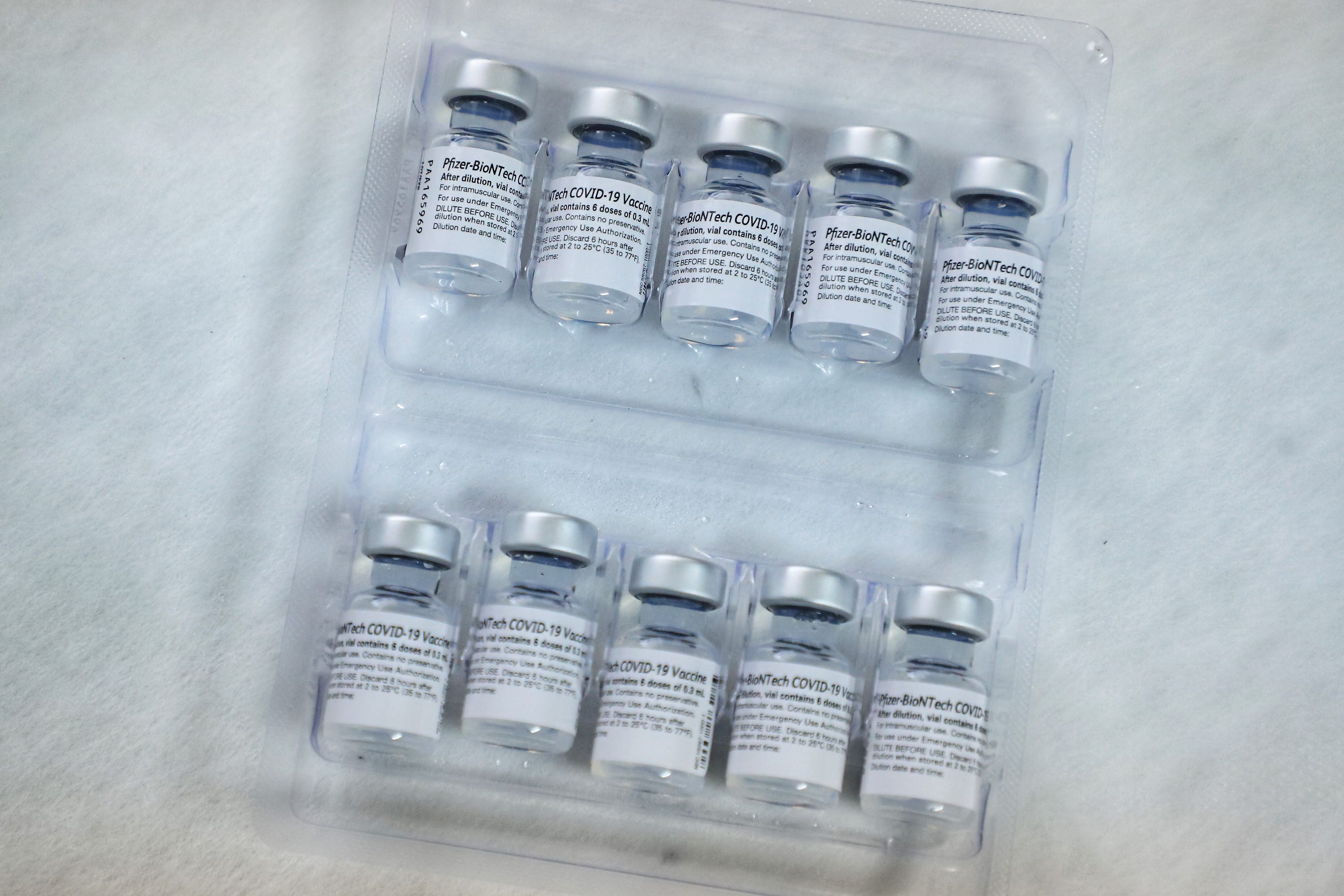 Profissionais de saúde terão dose de reforço da vacina contra a Covid-19
