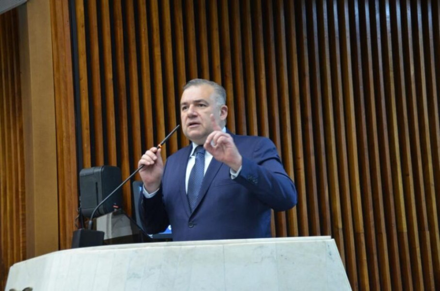 Assembleia Legislativa do Paraná instala Frente Parlamentar da Medicina