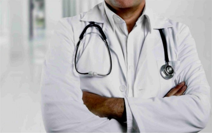 Médicos do Paraná reúnem-se em Assembleia na segunda-feira