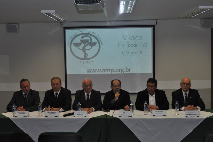 Fundação Copel e entidades médicas firmam compromisso de reajuste